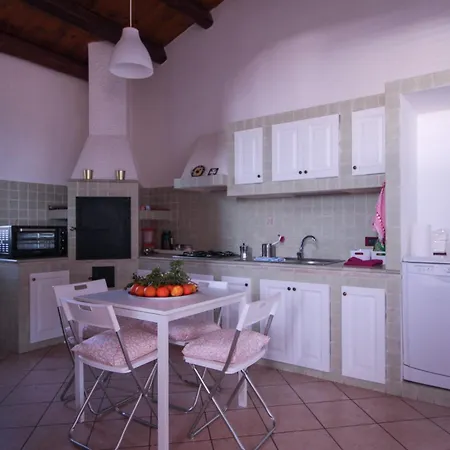 בית נופש Benjamin שיקלי